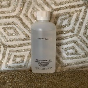Mac Cosmetics pro performance had airbrush cleaner